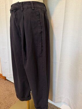 Free People Pleated High Rise Chinos | Dark Navy Blue | 2